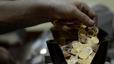 Altın fiyatlarındaki en güncel gelişmeler ve analizler hakkında detaylı bilgiler.