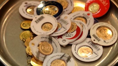 Altın fiyatlarındaki yükseliş, yatırımcıların güvenli liman arayışını nasıl etkiliyor? Piyasa