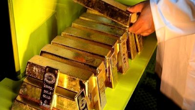 Altın piyasasında tarihi yükseliş ve güncel fiyatları keşfedin. Altın fiyatlarındaki