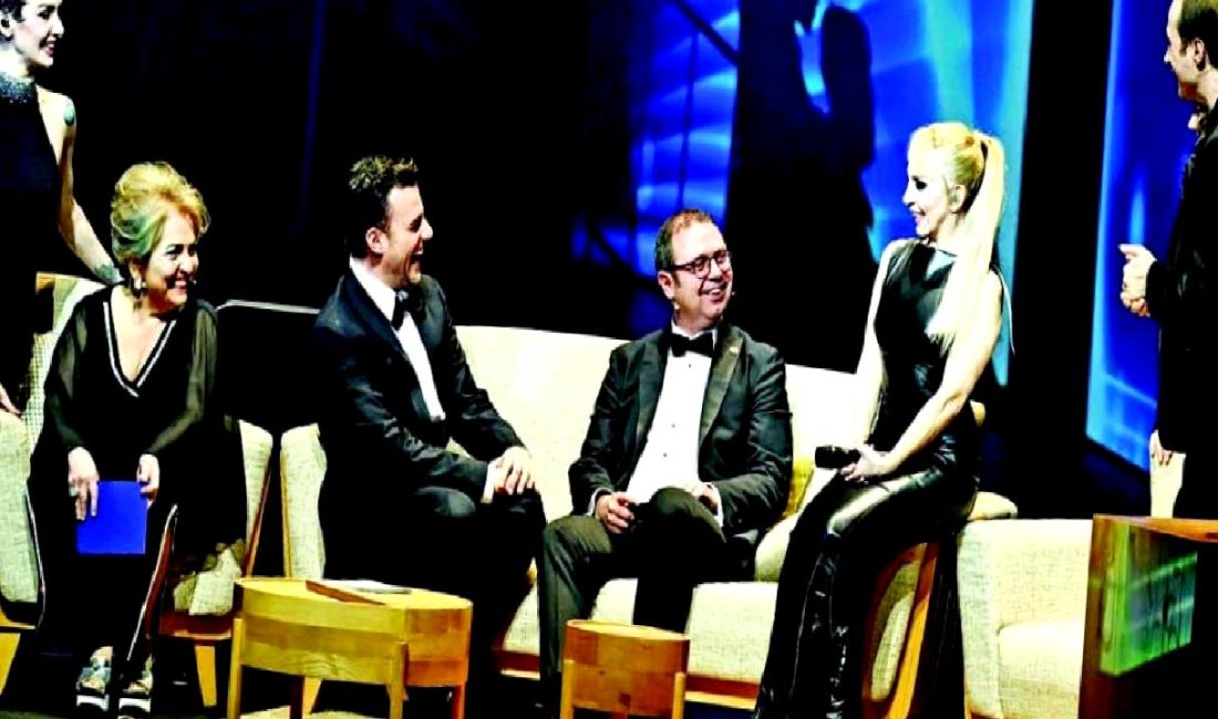 Anadolu Sigorta'nın 100. yılı, yüzyıllık imza gösterisiyle kutlandı. Tarih, gelenek