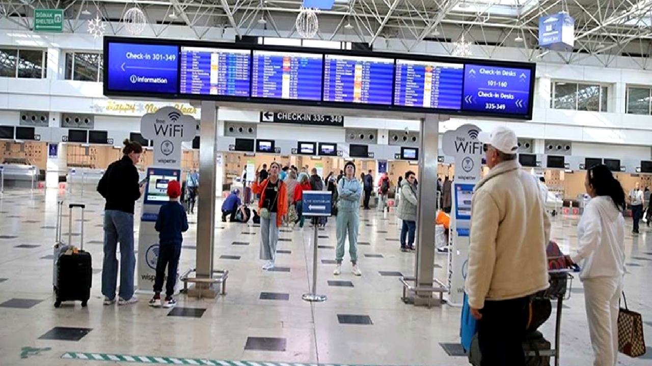 Antalya Havalimanı Mart ayı istatistikleri açıklandı. Yolcu sayısı, uçuş verileri