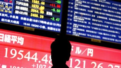 Asya borsalarında sert düşüş ve ticaret gerilimleri, yatırımcıları tedirgin ederken