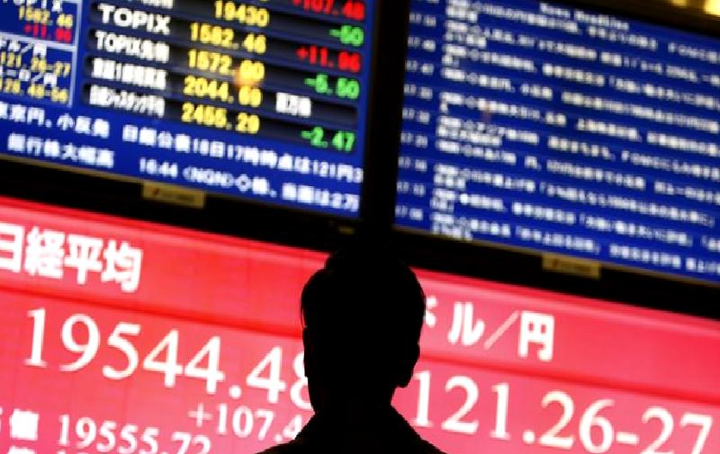 Asya borsalarında sert düşüş ve ticaret gerilimleri, yatırımcıları tedirgin ederken