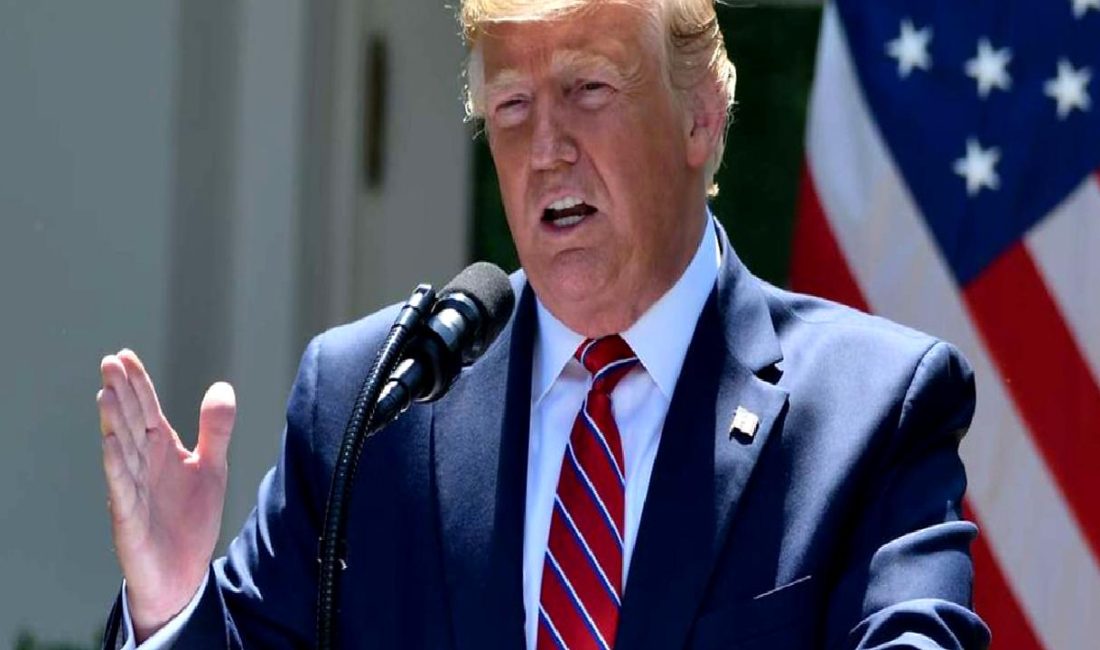 Beyaz Saray'da gerçekleştirilen ekonomi toplantısında yeni gümrük vergileri açıklandı. Ekonomi