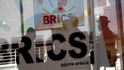 BRICS Zirvesinde ticaret politikaları ve uluslararası gelişmelerin detaylarını keşfedin. Ekonomik
