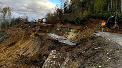 Çelebiler Mahallesi'nde meydana gelen heyelan olayı ve yol çökmesi hakkında