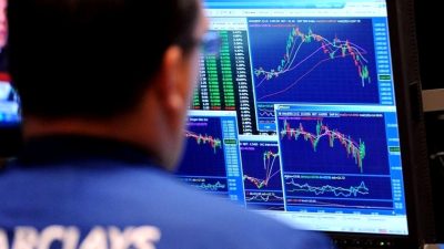 Cenk Akyoldaş'ın piyasa değerlendirmeleri ve yatırım stratejileriyle finans dünyasında başarılı