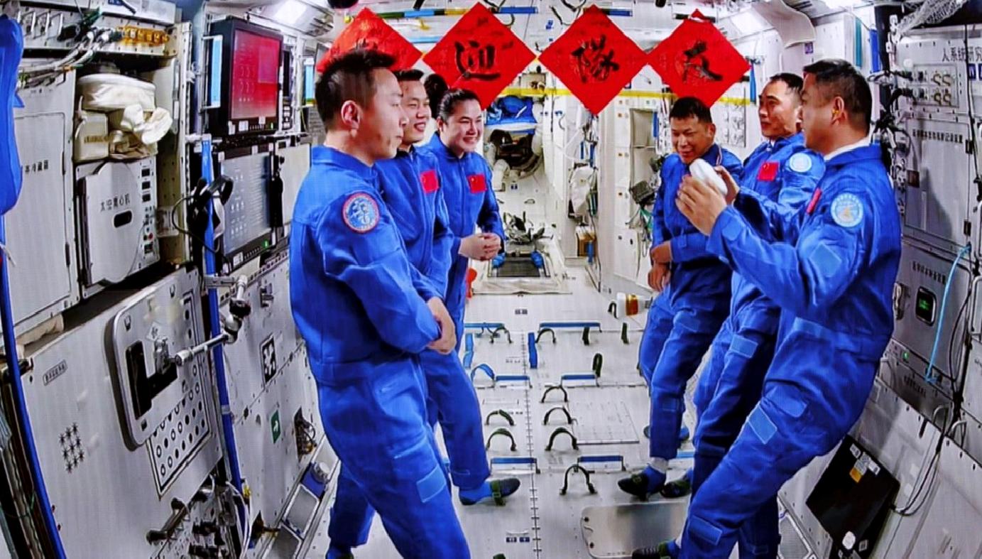 Çin uzay istasyonu görev teslim töreni ve en yeni gelişmeler