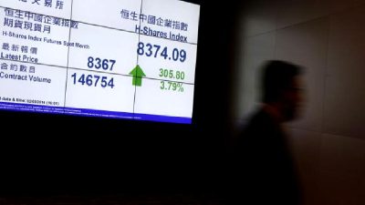 Çin ve Hong Kong hisselerinde yaşanan tarihi düşüşü keşfedin. Ekonomik