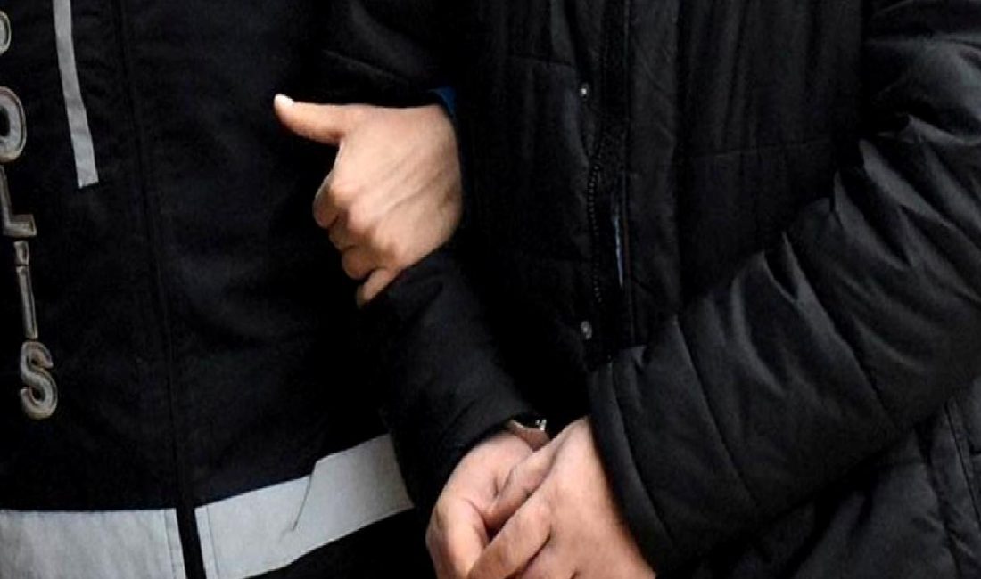 Devlet Memuruna Yönelik Tehdit ve Hakaret İçeren Video Paylaşımı Devlet memurlarına yönelik tehdit ve hakaret içeren video paylaşımlarının hukuki