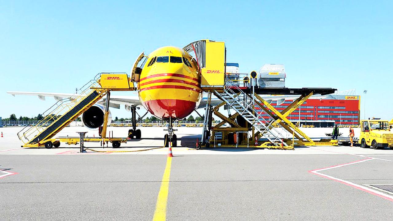 DHL Express'in sürdürülebilirlik vizyonunu ve küresel ticaret beklentilerini keşfedin. Geleceğin