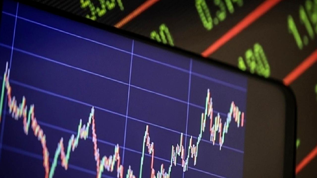 Donald Trump'ın tarife politikalarının piyasalara etkisini keşfedin. Ekonomi, ticaret ve