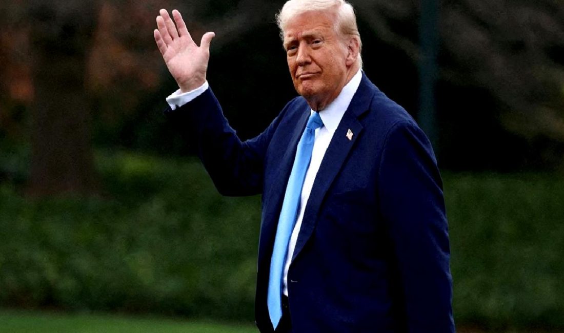 Donald Trump, Husilere sert bir uyarıda bulunarak, ateş etmeyi bırakmaları