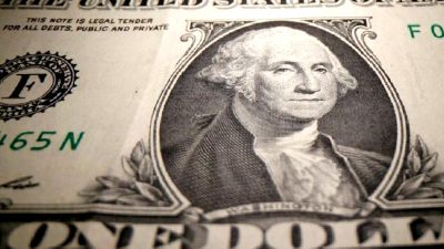 Döviz kurlarındaki sert yükselişin ardındaki nedenler ve küresel piyasalardaki belirsizliklerin