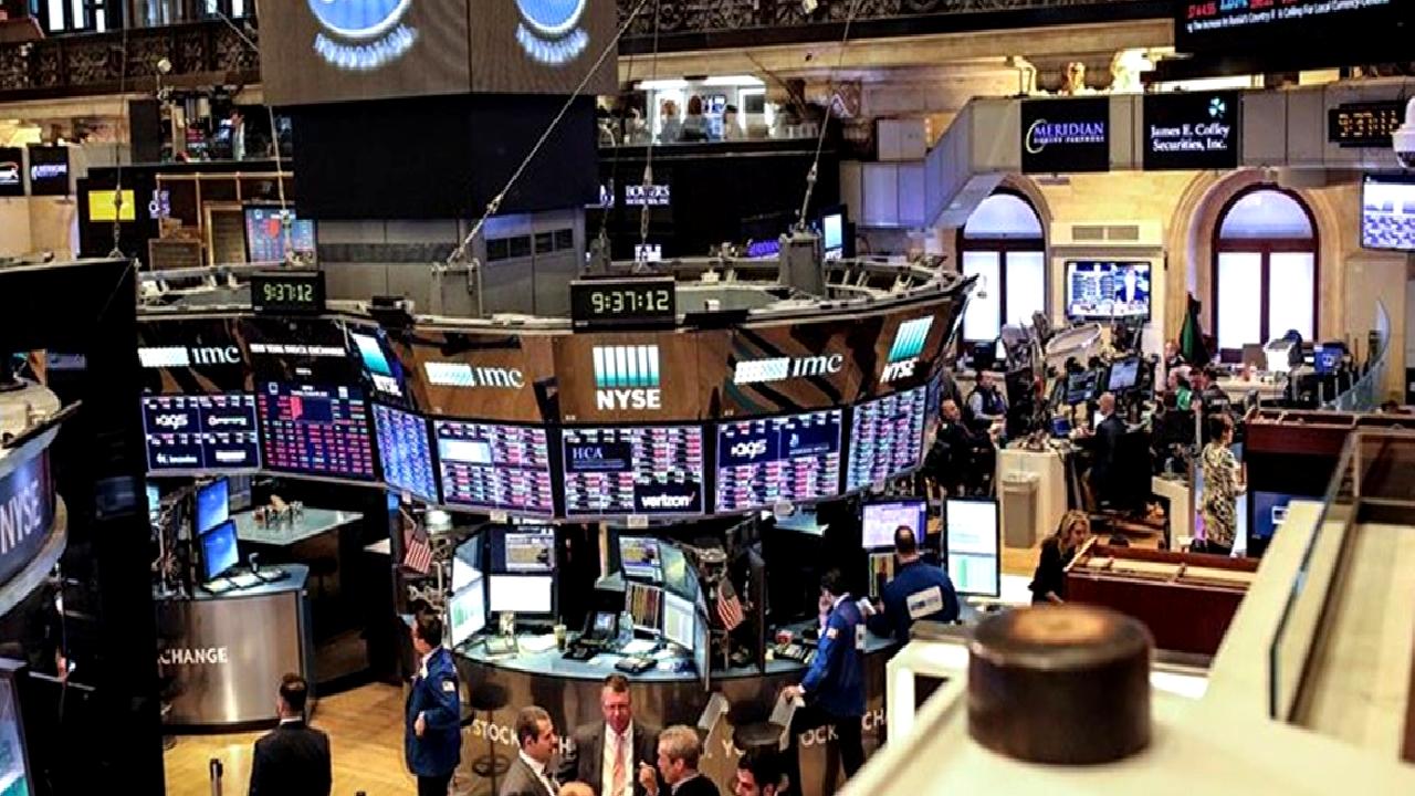 Dow Jones Endeksi'nin yükselişi, tarife belirsizlikleri ve ekonomik verilerin etkisiyle
