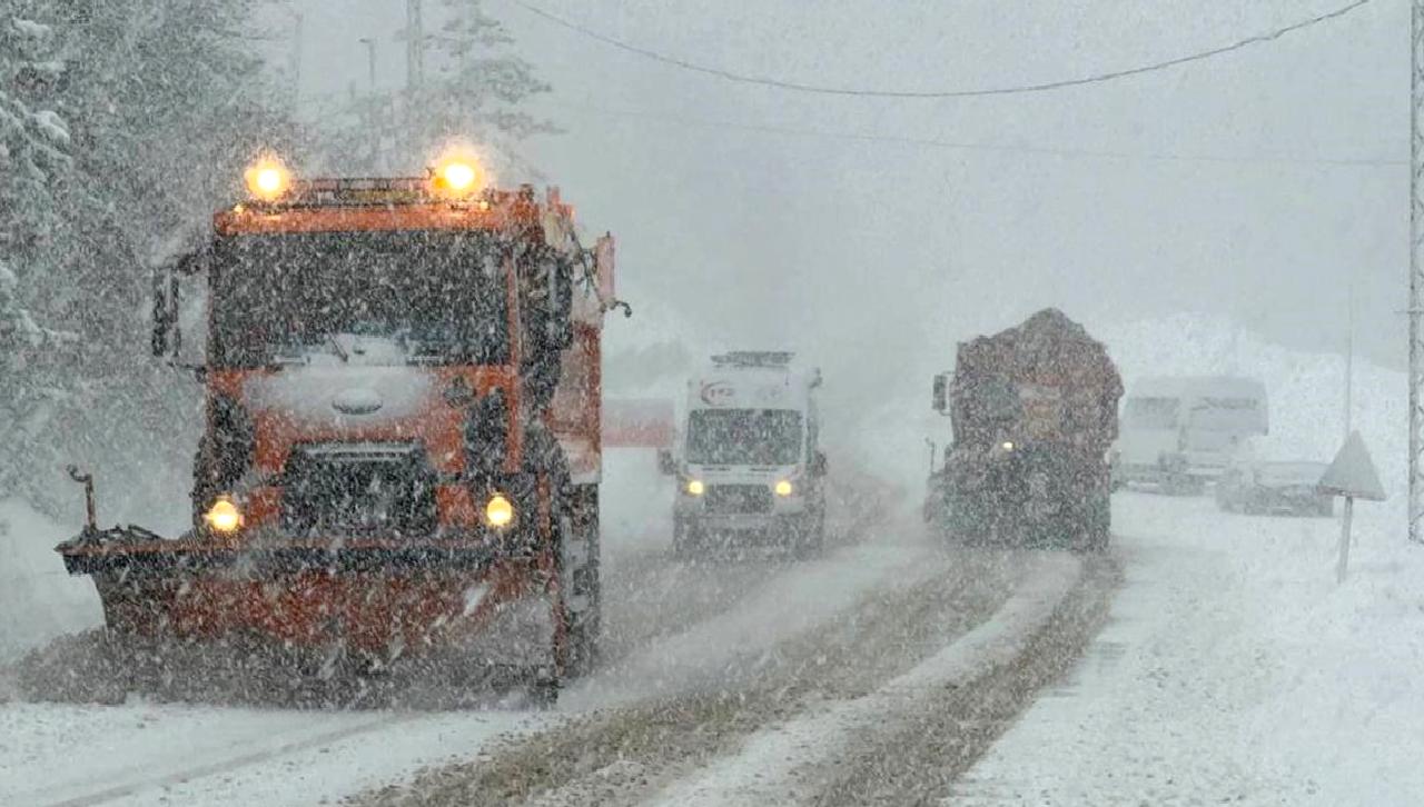 Eğitimde ara verilen ilçeleri ve bu duruma neden olan sebepleri