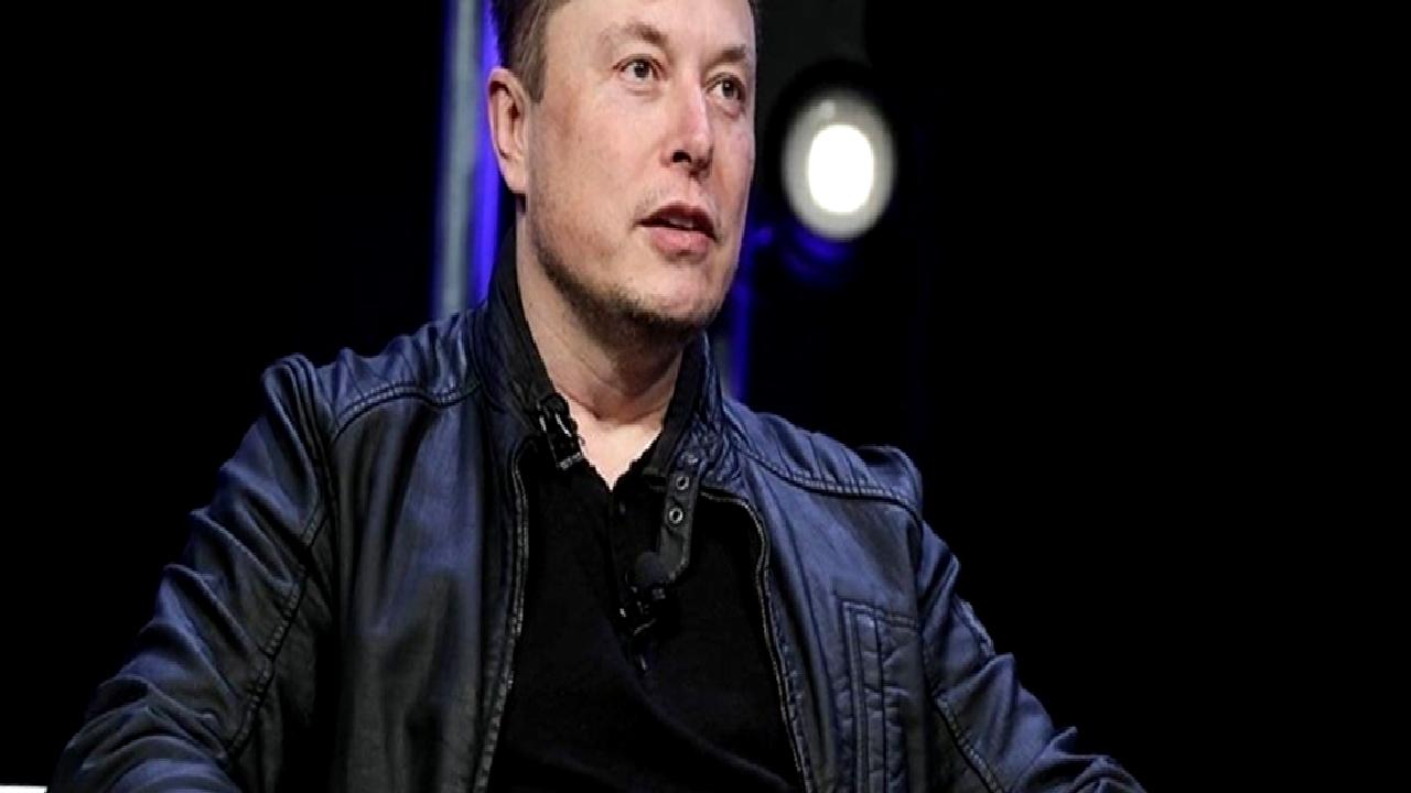 Elon Musk, İtalya'daki aşırı sağcı Lig Partisi kongresine katılarak, siyasi