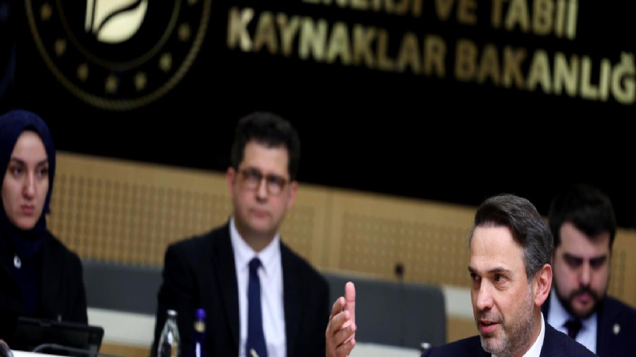 Enerji Bakanı Alparslan Bayraktar, ABD Ticaret Odası heyetini ağırlayarak enerji