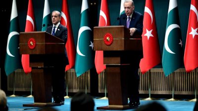 Erdoğan ve Şahbaz Şerif'in ortak basın toplantısı ve bölgesel işbirliği