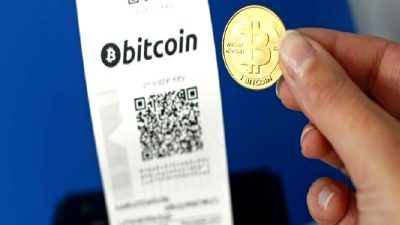 Ethereum'daki büyük düşüş ve kripto para piyasasındaki son gelişmeleri keşfedin.