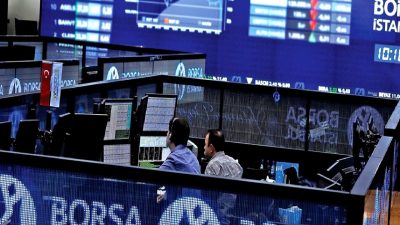 Finans piyasalarında son gelişmeleri ve analizleri keşfedin. Yatırım stratejilerinizi güçlendirmek