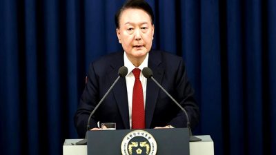 Güney Kore Anayasa Mahkemesi, Yoon Suk Yeol'un sıkıyönetim ilanını reddetti.