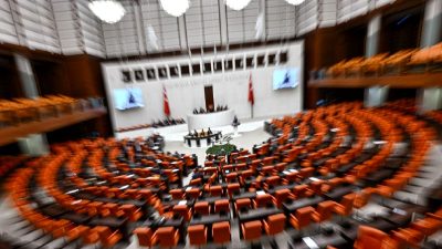 İklim Kanunu Teklifi'nin son gelişmeleri ve ertelenen tartışmalar hakkında güncel