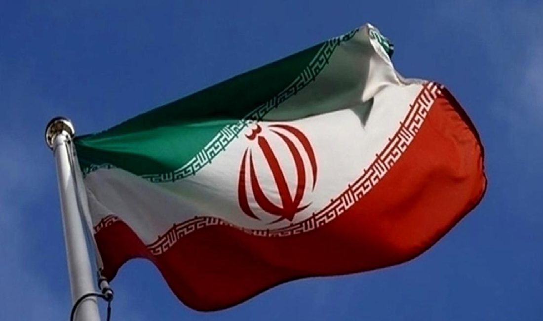 İran’da Kaçak Akaryakıt Taşımacılığına Operasyon İran'da kaçak akaryakıt taşımacılığına yönelik düzenlenen operasyonlar ve sonuçları hakkında