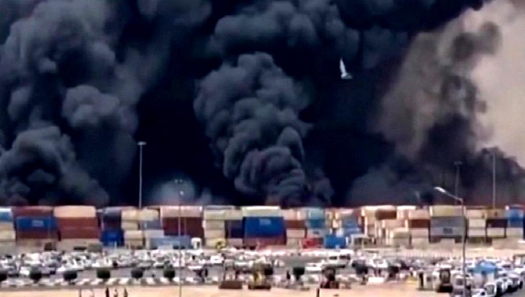 İran'daki liman patlamasıyla ilgili son gelişmeler, resmi açıklamalar ve güncel