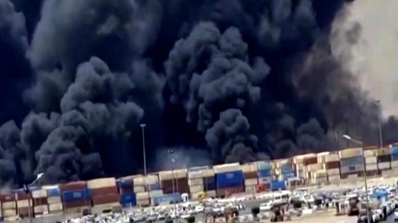 İran'daki şiddetli patlamanın detayları ve ardından yaşanan gelişmeleri öğrenin. Güncel