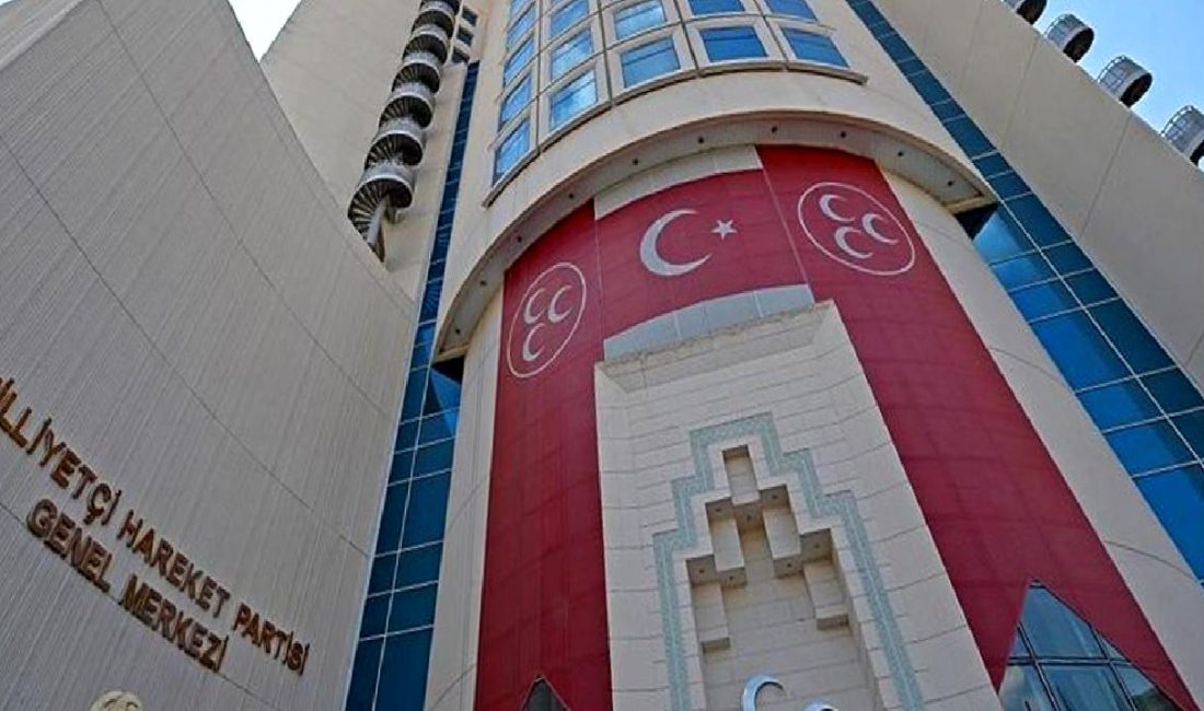 İsmail Özdemir, CHP'ye yönelik sert eleştirilerde bulundu. Siyasi tartışmaların derinleştiği