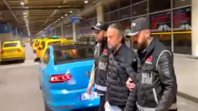 İstanbul Büyükşehir Belediyesi'nde yürütülen yolsuzluk soruşturması, kamuoyunu yakından ilgilendiriyor. Detaylar