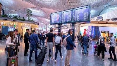 İstanbul havalimanları ve yolcu ile sefer istatistikleri 2025 ilk çeyrek