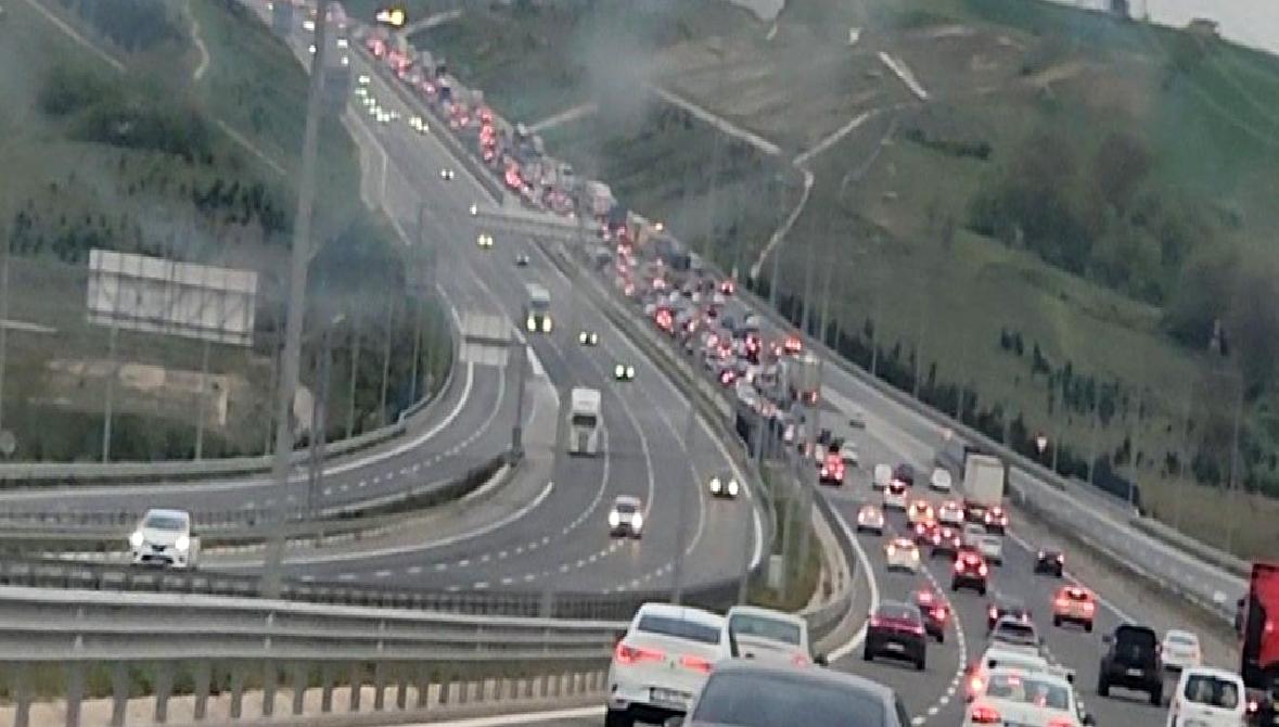 İstanbul ve çevresinde deprem sonrası gelişmeleri, güvenlik önlemlerini ve son