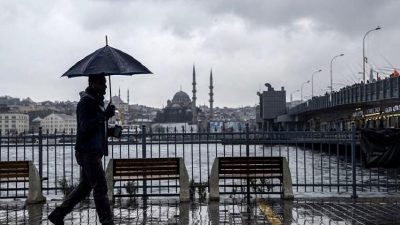 İstanbul ve Türkiye genelinde beklenen sağanak yağış ve soğuk hava