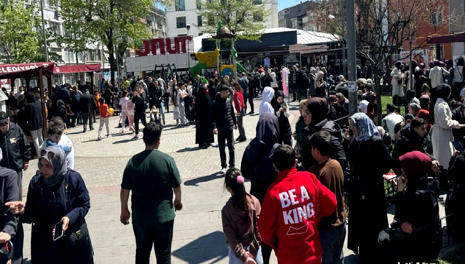 İstanbul'da şiddetli depremler ve sonrası gelişmeler hakkında güncel bilgiler, güvenlik