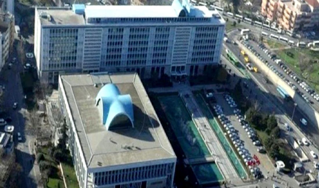 İstanbul'da yolsuzluk ve rüşvet soruşturmasında Ekrem İmamoğlu ve diğer şüphelilere