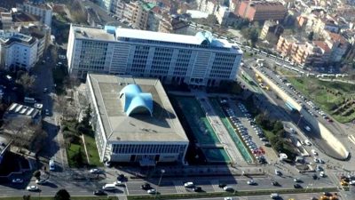 İstanbul'daki yolsuzluk soruşturmasında son gelişmeler, tutuklamalar ve detaylar hakkında güncel