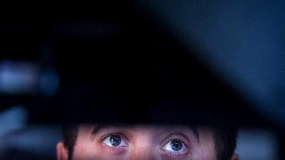 Kia Corp, elektrikli araç satış hedefini güncelledi. Yeni stratejileriyle pazar