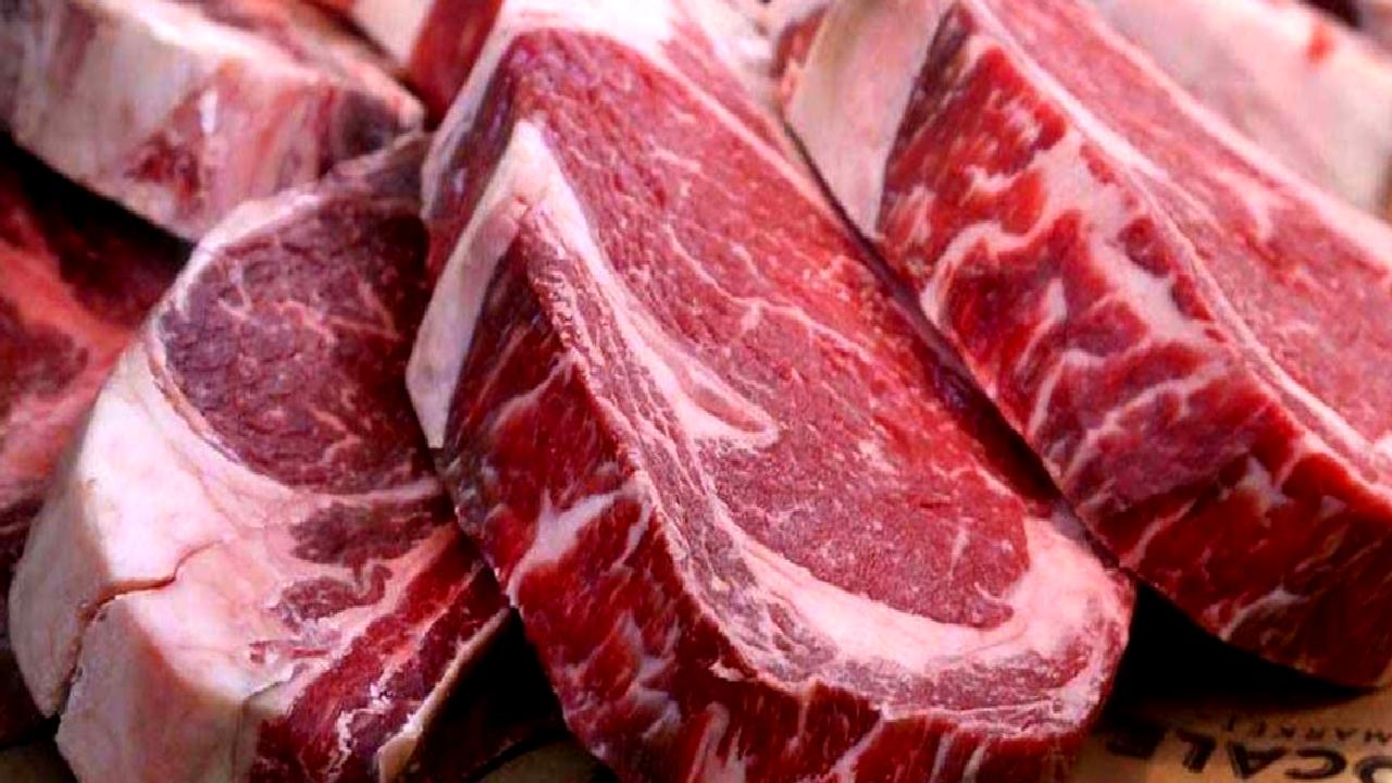 Kırmızı et fiyatlarındaki Ramazan ve Kurban Bayramı dönemindeki dalgalanmaları, piyasa
