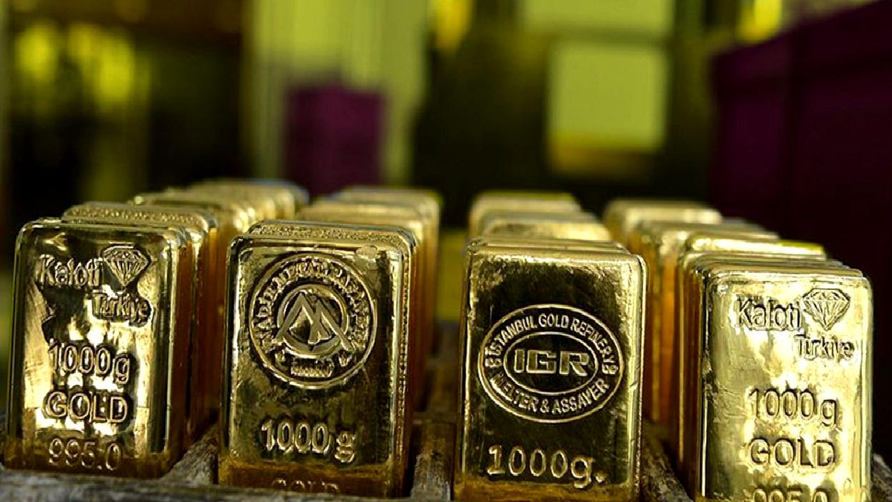 Küresel ekonomide altın fiyatlarının yükselişi, yatırımcılar için yeni fırsatlar sunarken,