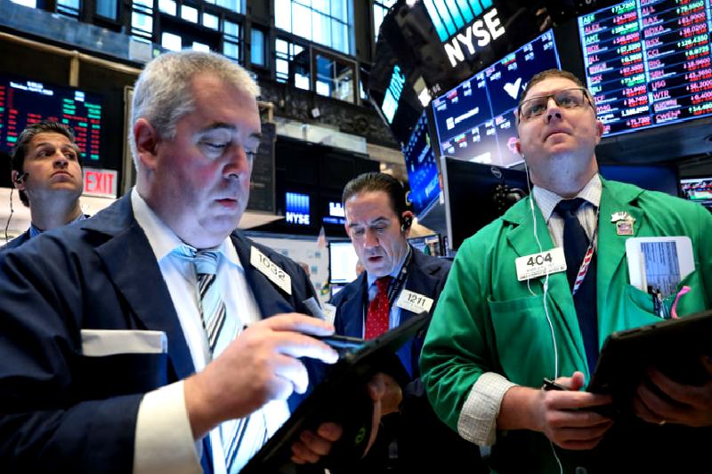 Küresel hisse senetlerinde yaşanan düşüşün sebepleri ve piyasa beklentileri üzerine