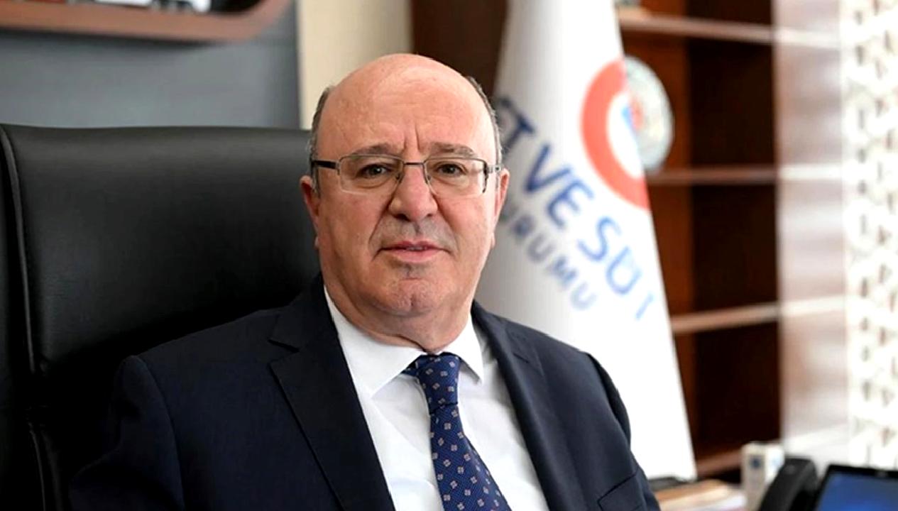 Kuşadası'nda bir kamyonet, yaya geçidinde kaza yaparak Et ve Süt