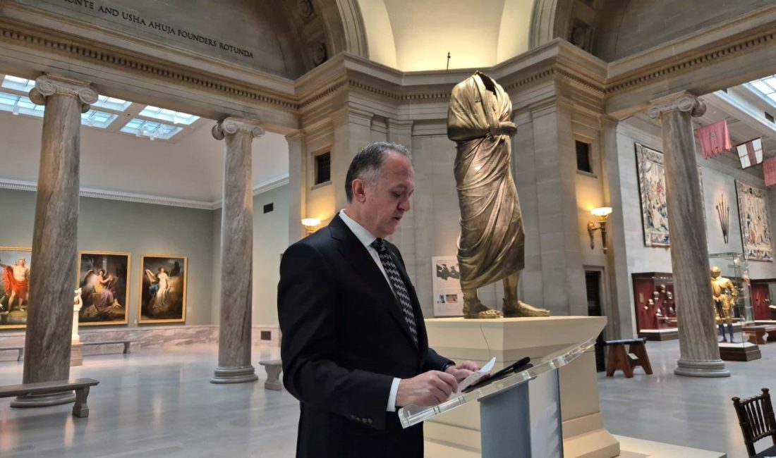 Marcus Aurelius Heykelinin Türkiye’ye İadesi Töreni Marcus Aurelius heykelinin Türkiye'ye iade töreni, tarihi ve kültürel önemiyle