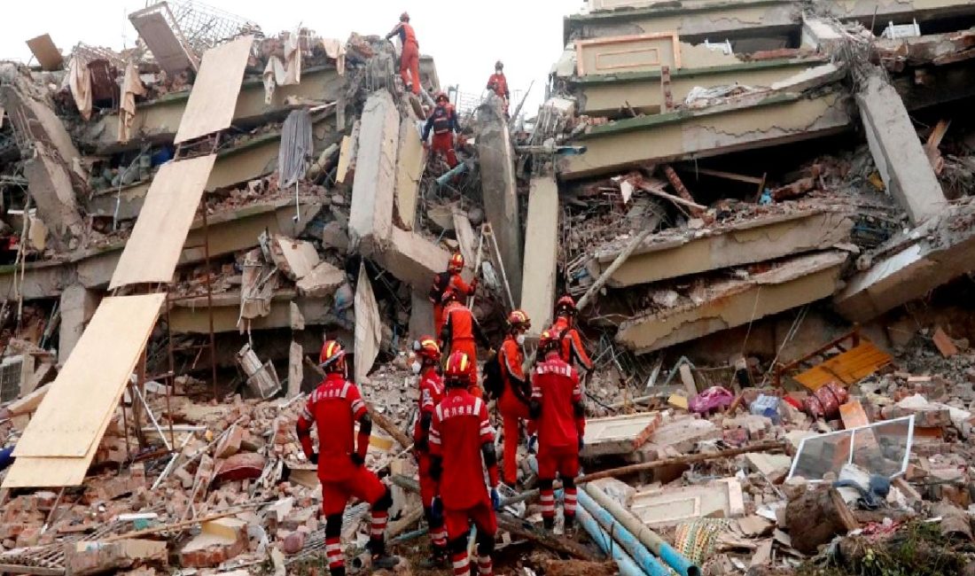 Myanmar’da 7,7 Büyüklüğündeki Depremler Sonrası Durum ve Kurtarma Çalışmaları Myanmar'da 7,7 büyüklüğündeki depremler sonrası güncel durum ve kurtarma çalışmalarının