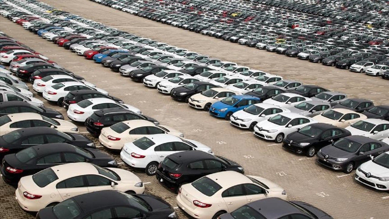 Nisan 2025 için otomobil piyasası görünümünü keşfedin. Trendler, satış rakamları