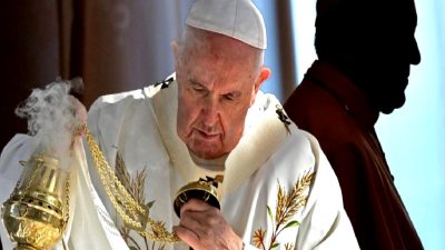 Papa Franciscus'un vasiyeti ve defin istekleri hakkında detaylar, dini görüşler