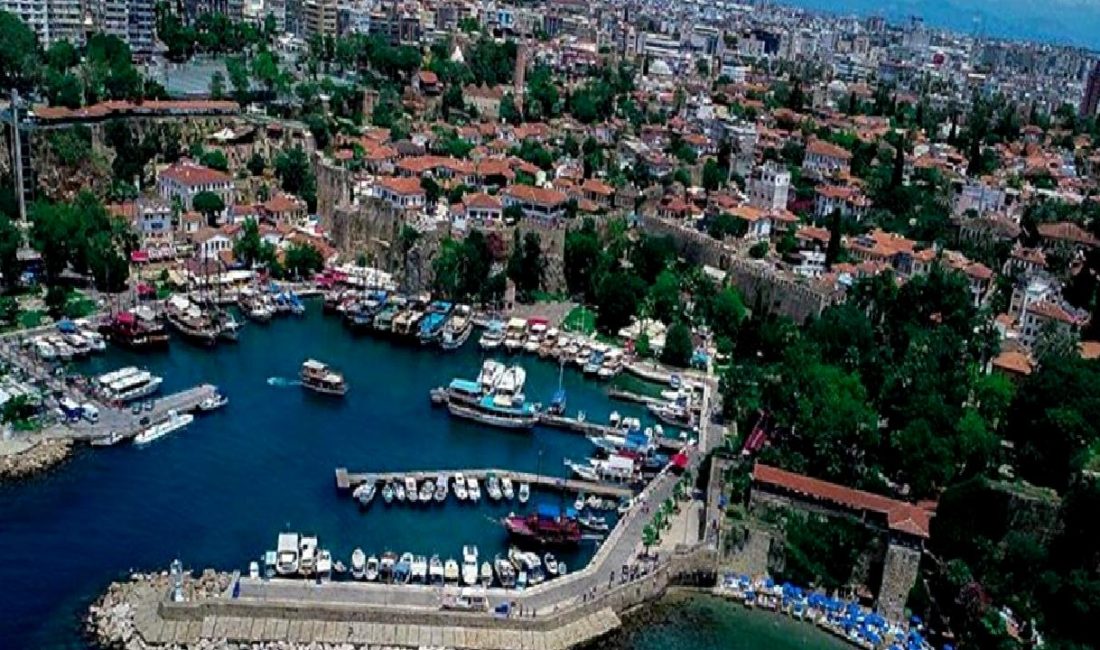 Ramazan Bayramı’nda Antalya’da Turizm Beklentileri ve Olumsuz Hava Koşulları Ramazan Bayramı'nda Antalya'da turizm beklentileri ve olumsuz hava koşullarının etkileri