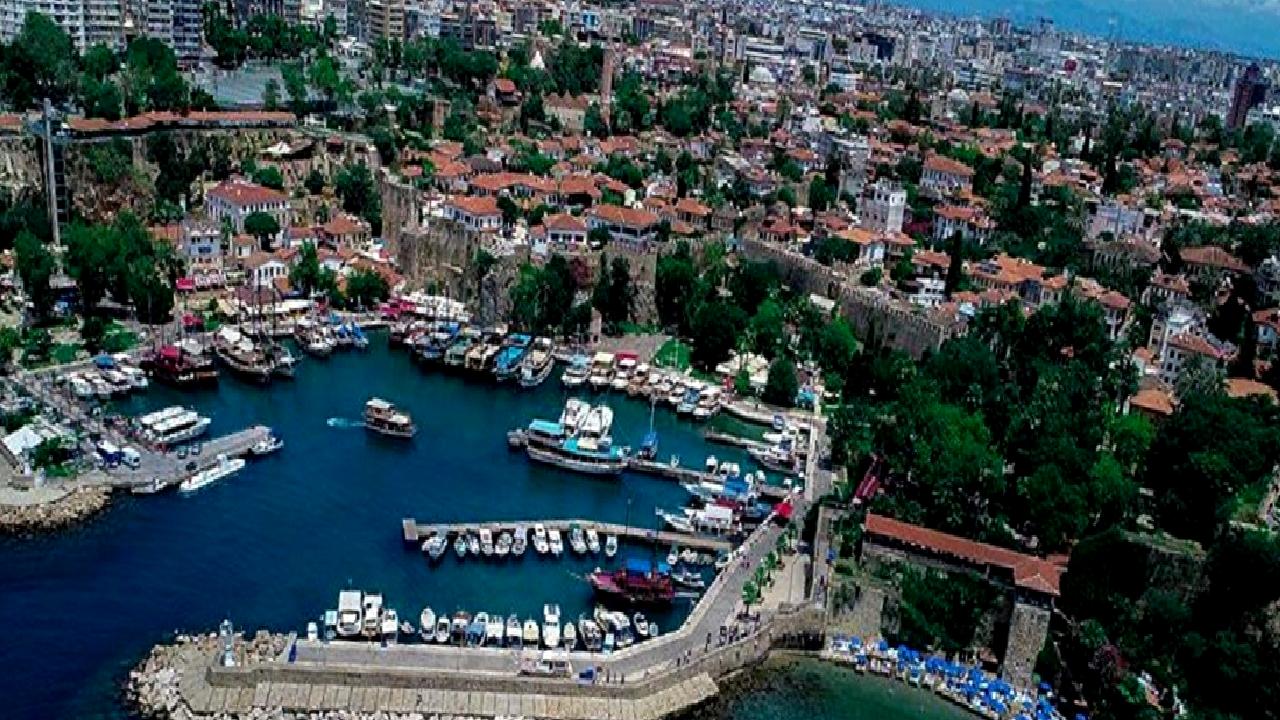 Ramazan Bayramı'nda Antalya'da turizm beklentileri ve olumsuz hava koşullarının etkileri