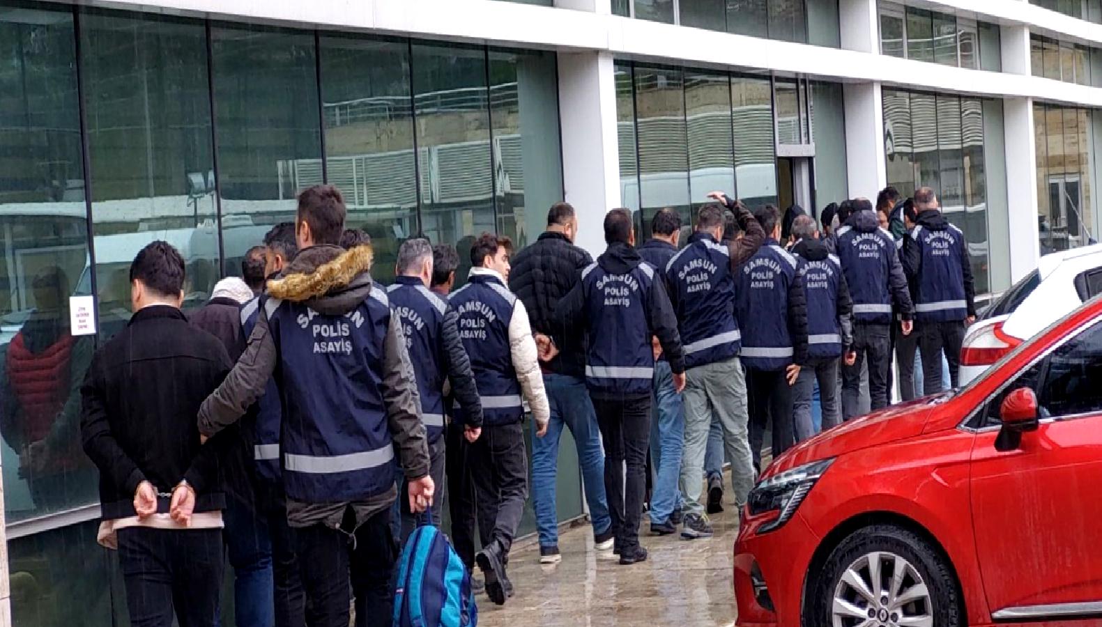 Samsun'da gerçekleştirilen büyük dolandırıcılık operasyonunda 50 şüpheli yakalandı. Detaylar için